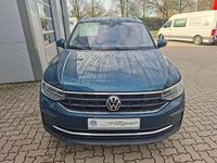 Gebraucht VW Tiguan Active 150 PS (110 kW) 2023 Nightshade blue metallic SUV