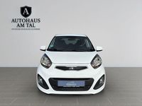 Second-hand Kia Picanto Edition 7 69 CP (50 kW) 2014 Alb Hatchback