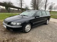 Używany Volvo V70 140 KM (102 kW) 2001 Czarny Kombi