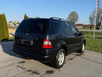 Gebraucht Mercedes ML320 218 PS (160 kW) 2001 Blau SUV