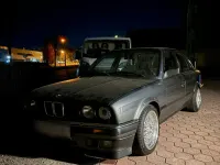 Gebraucht BMW 320 129 PS (94 kW) 1988 Grau Limousine
