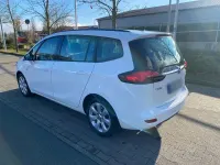 Gebraucht Opel Zafira 131 PS (96 kW) 2015 Weiß Van / Kleinbus