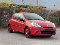 Gebraucht Renault Clio IV Dynamique 75 PS (55 kW) 2012 Rot Limousine