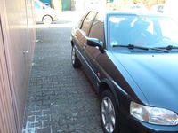 Gebraucht Ford Escort 90 PS (66 kW) 1997 Schwarz Limousine