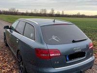 Gebraucht Audi A6 Ambiente 220 PS (161 kW) 2011 Blau Kombi