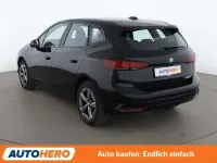 Gebraucht BMW 216 Active Tourer 122 PS (89 kW) 2024 Schwarz ii/bonnet fluid black Van / Kleinbus