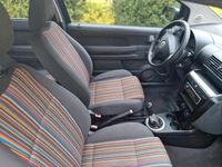 Usata VW Fox 80 CV (58 kW) 2006 Blu Utilitaria