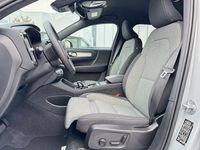 Gebraucht Volvo XC40 Core 163 PS (119 kW) 2025 Grau SUV
