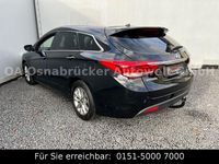 Gebraucht Hyundai i40 141 PS (103 kW) 2016 Schwarz Kombi