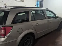 Gebraucht Opel Astra 110 PS (80 kW) 2008 Grau Kombi