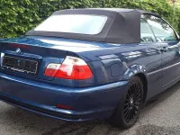 Gebraucht BMW 318 Cabriolet 143 PS (105 kW) 2002 Blau Cabrio