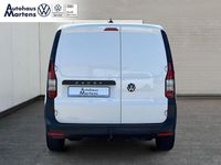 Gebraucht VW Caddy 102 PS (75 kW) 2022 Weiß Van / Kleinbus