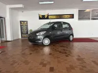 Gebraucht Hyundai i10 Edition 69 PS (50 kW) 2014 Grau Kleinwagen