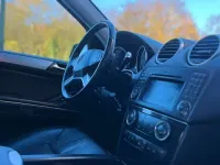 Gebraucht Mercedes ML350 224 PS (164 kW) 2010 Schwarz SUV