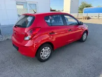 Gebraucht Hyundai i20 Edition 86 PS (63 kW) 2013 Rot Kleinwagen