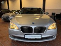 Gebraucht BMW 730 245 PS (180 kW) 2009 Silber Limousine