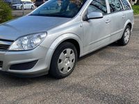 Gebraucht Opel Astra 116 PS (85 kW) 2008 Grau Kombi