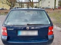 Second-hand VW Passat Basis 102 CP (75 kW) 2004 Albastru Break