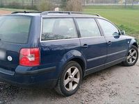 Gebraucht VW Passat 131 PS (96 kW) 2001 Blau Kombi