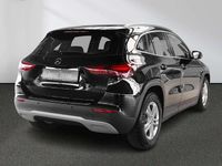 Gebraucht Mercedes GLA200 163 PS (119 kW) 2024 Unilack nachtschwarz SUV
