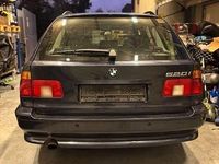 Gebraucht BMW 520 170 PS (125 kW) 2002 Grau Kombi