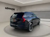 Neu Volvo XC90 Plus 455 PS (334 kW) 2026 Schwarz SUV