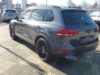 Gebraucht VW Touareg Terrain Tech 245 PS (180 kW) 2012 Grau SUV