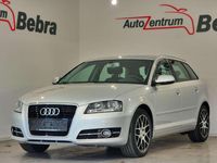 Gebraucht Audi A3 Ambiente 125 PS (91 kW) 2012 Eissilber Kleinwagen