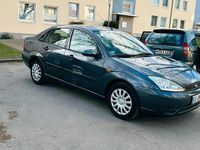 Usata Ford Focus 100 CV (73 kW) 2004 Grigio Berlina