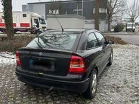 Gebraucht Opel Astra 101 PS (74 kW) 2002 Schwarz Coupé