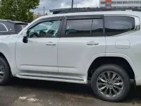Gebraucht Toyota Land Cruiser 303 PS (222 kW) 2023 Eminent white sparkling specia SUV