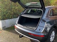 Second-hand Audi Q5 Design 190 CP (139 kW) 2019 Gri SUV