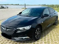 Gebraucht Opel Insignia 140 PS (102 kW) 2018 Schwarz Limousine