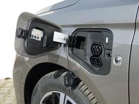 Neu VW Caddy Maxi Style 150 PS (110 kW) 2026 Beige Van / Kleinbus