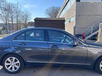 Gebraucht Mercedes C220 170 PS (125 kW) 2014 Grau Limousine
