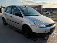 Gebraucht Ford Fiesta 69 PS (50 kW) 2004 Grau Kleinwagen