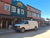 Second-hand Chevrolet 2500 2014 Alb Van