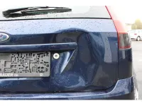 Gebraucht Ford Fiesta Ghia 80 PS (58 kW) 2004 Andere / benzin (metallic) Kleinwagen