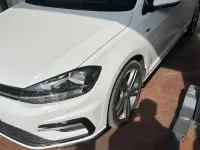 Gebraucht VW Golf VII Join 85 PS (62 kW) 2018 Weiß Limousine