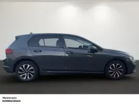 Usata VW Golf VIII Active 150 CV (110 kW) 2023 Grigio Berlina