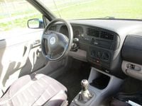 Gebraucht VW Golf Cabriolet 90 PS (66 kW) 2000 Blau Cabrio