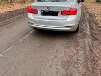 Gebraucht BMW 330e Advantage 252 PS (185 kW) 2017 Grau Limousine