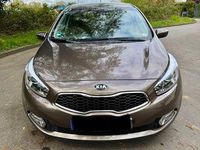 Gebraucht Kia Ceed DREAM-TEAM Edition 99 PS (72 kW) 2014 Braun Kleinwagen