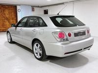 Gebraucht Lexus IS300 213 PS (156 kW) 2003 Silber Kombi