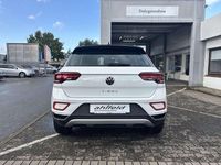 Gebraucht VW T-Roc Style 150 PS (110 kW) 2023 Pure whiteschwarz SUV