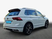Gebraucht VW Tiguan R-line 150 PS (110 kW) 2023 Weiß SUV
