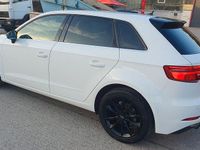 Gebraucht Audi A3 Design 116 PS (85 kW) 2018 Weiß Limousine