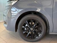 Gebraucht VW Multivan Edition 150 PS (110 kW) 2025 Grau Van