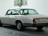 Gebraucht Jaguar XJ6 Sovereign 169 PS (124 kW) 1977 Silber Limousine
