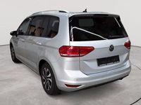 Gebraucht VW Touran Active 122 PS (89 kW) 2022 Reflexsilber metallic Van / Kleinbus